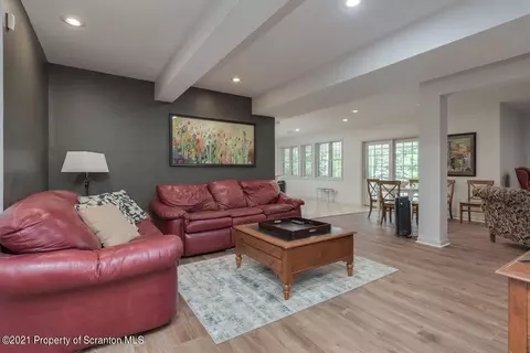 14 Kipling Dr, Moosic, PA 18507 photo 29