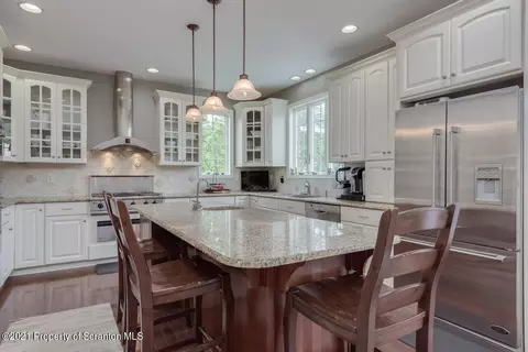 14 Kipling Dr, Moosic, PA 18507 photo 11