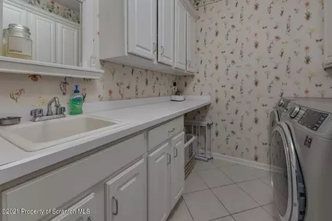 14 Kipling Dr, Moosic, PA 18507 photo 27