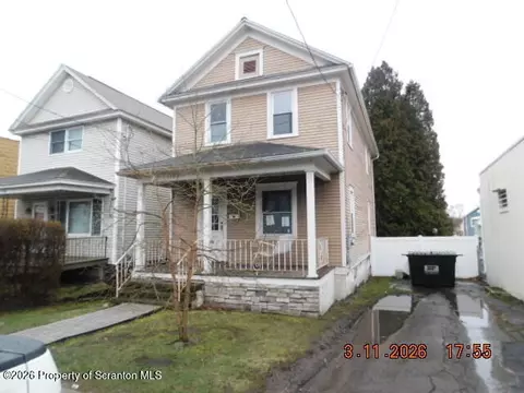 1125 Main St, Peckville, PA 18452