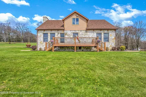 5955 State Route 247, Clifford Township, PA 18421