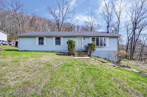 3032 12 Division St, Scranton, PA 18504