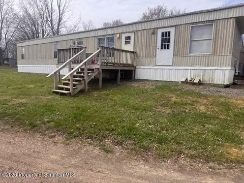 768 Mccollum Rd, Montrose, PA 18801