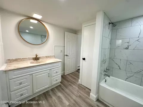 Bath - 116 Broadhead St, Old Forge, PA 18518 photo 1 of 4