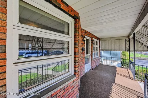 Exterior - 638 E Grant St, Olyphant, PA 18447 photo 9 of 10