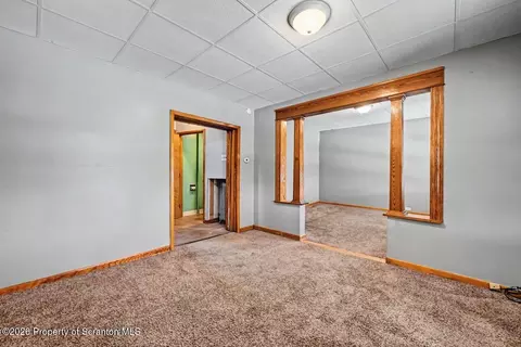 Living - 638 E Grant St, Olyphant, PA 18447 photo 1 of 7