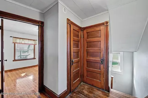 Entry Way - 638 E Grant St, Olyphant, PA 18447 photo 15 of 17
