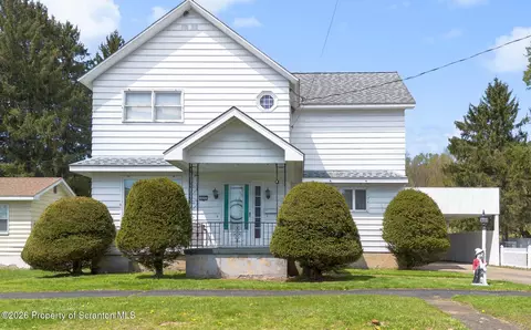 605 Penn Ave, Mayfield, PA 18433