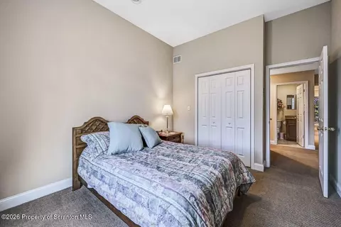 Bedroom - 102 Ryan Dr, Moosic, PA 18507 photo 8 of 12