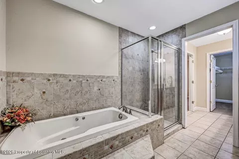 Bath - 102 Ryan Dr, Moosic, PA 18507 photo 3 of 4