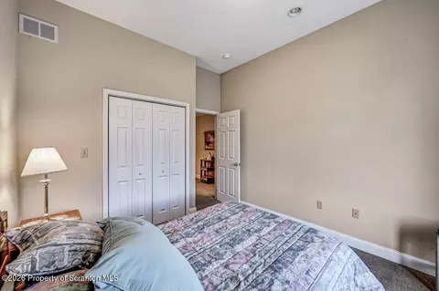 Bedroom - 102 Ryan Dr, Moosic, PA 18507 photo 7 of 12
