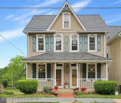 725 Main St, Delta, PA 17314