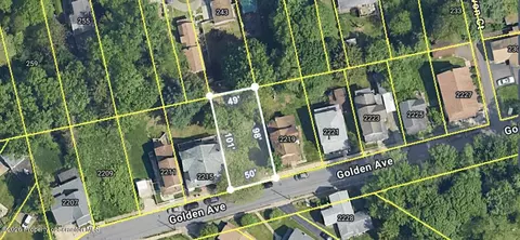 2217 Golden Ave, Scranton, PA 18508