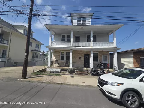 219 Elm St, Dunmore, PA 18512