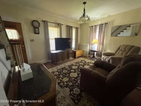 Living - 409 E Warren St, Dunmore, PA 18512 photo 1 of 2