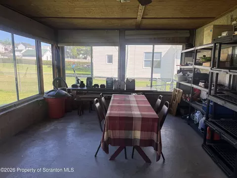 Exterior - 409 E Warren St, Dunmore, PA 18512 photo 2 of 4