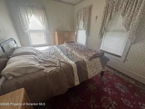 Bedroom - 409 E Warren St, Dunmore, PA 18512 photo 3 of 3
