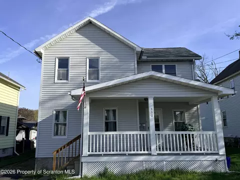 330 Hickory St, Peckville, PA 18452