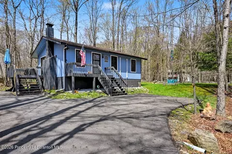 127 Big Bass Dr, Clifton Twp, PA 18424