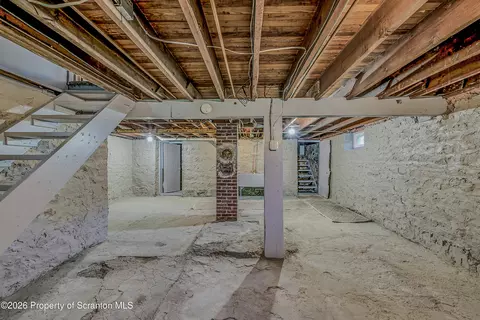 Entry Way - 858 E Scott St, Olyphant, PA 18447 photo 6 of 6