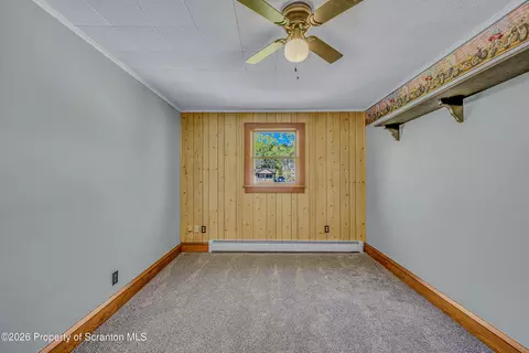 Bedroom - 858 E Scott St, Olyphant, PA 18447 photo 4 of 8