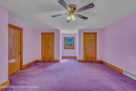 Bedroom - 858 E Scott St, Olyphant, PA 18447 photo 6 of 8