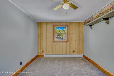 Bedroom - 858 E Scott St, Olyphant, PA 18447 photo 3 of 8
