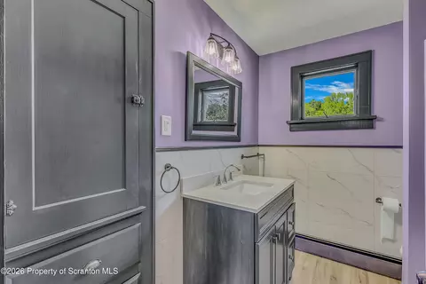 Bath - 858 E Scott St, Olyphant, PA 18447 photo 4 of 5