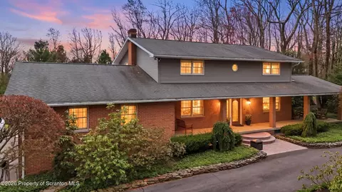 710 Jefferson Blvd, Jefferson Twp, PA 18436