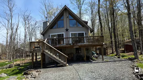 3412 Farwood Ct, Lake Ariel, PA 18436