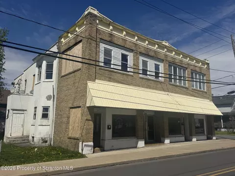 502 Main St, Peckville, PA 18452
