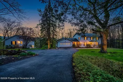 11 Elmhurst Blvd, Scranton, PA 18505