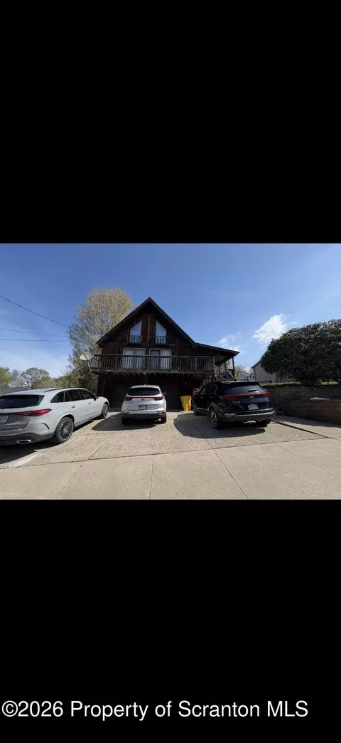 340 Wayne St, Archbald, PA 18403