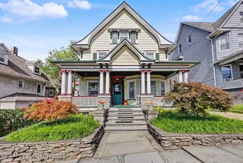 811 E Gibson St, Scranton, PA 18510