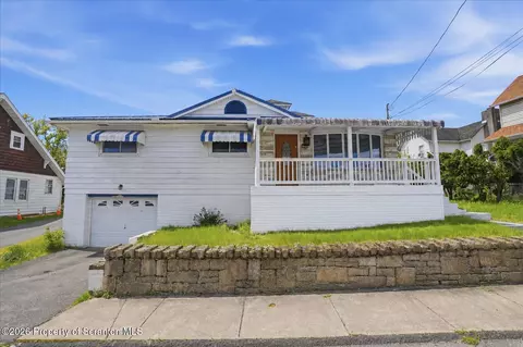 103 E Hospital St, Taylor, PA 18517