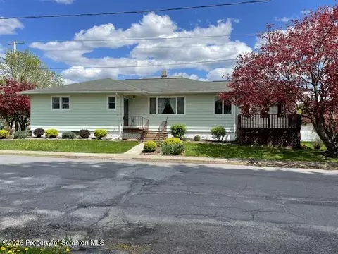 101 Orchard St, Moscow, PA 18444