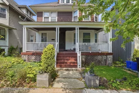 1011 Clay Ave, Scranton, PA 18510