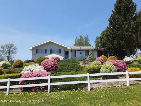 1057 N Garfield Ave, Scranton, PA 18504