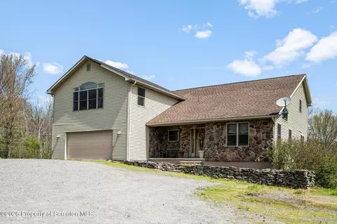 94 Orchard Rd, Dalton, PA 18414