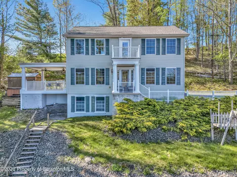 155 Baylor Rd, Nicholson, PA 18446