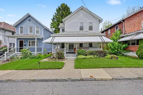 2011 Rigg St, Dunmore, PA 18512