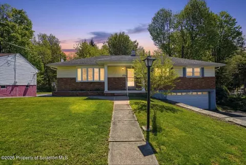 510 Clover St, South Abington, PA 18411