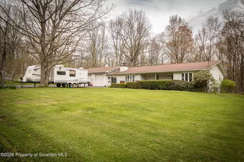 29 Rodie Dr, Bear Creek, PA 18702