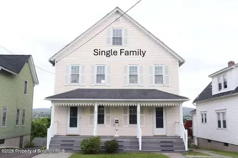 117-119 Harrison St, Taylor, PA 18517