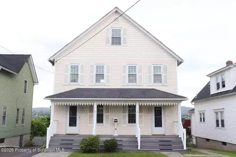 117-119 Harrison St, Taylor, PA 18517