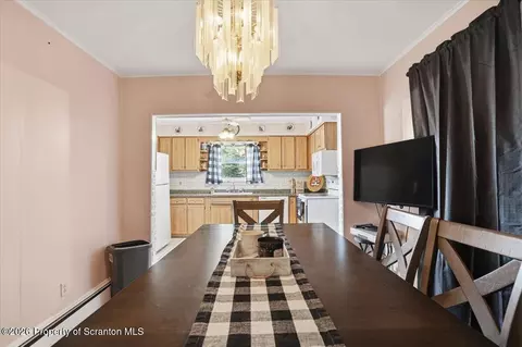 Dining - 101 Stone St, Moosic, PA 18507 photo 3 of 3