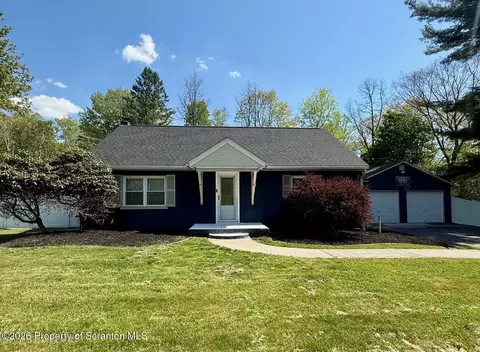 371 Lehman-outlet Rd, Dallas, PA 18612