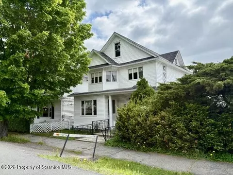 706 Delaware St, Forest City, PA 18421