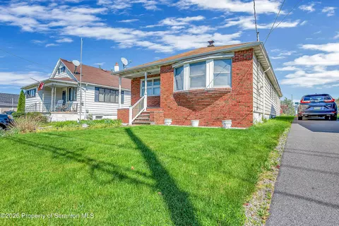 326 Main St, Eynon, PA 18403