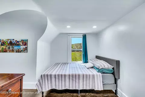 Bedroom - 109 Ackerly Rd, Clarks Summit, PA 18411 photo 4 of 5